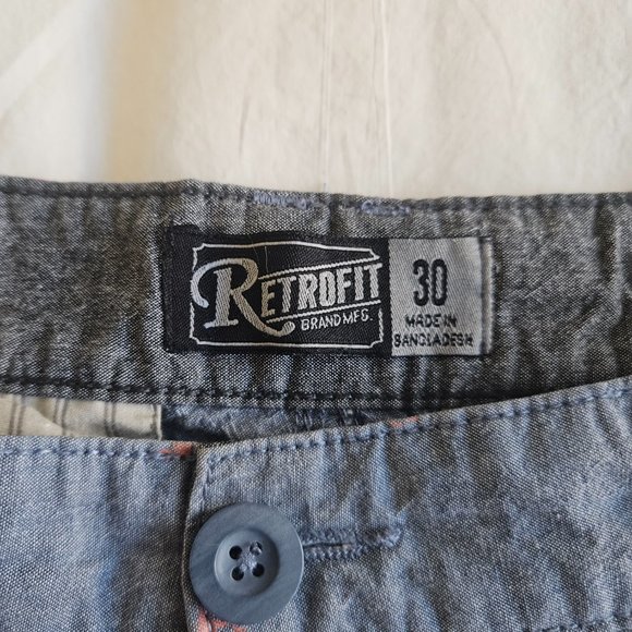 Retrofit brand shorts - Picture 2 of 3